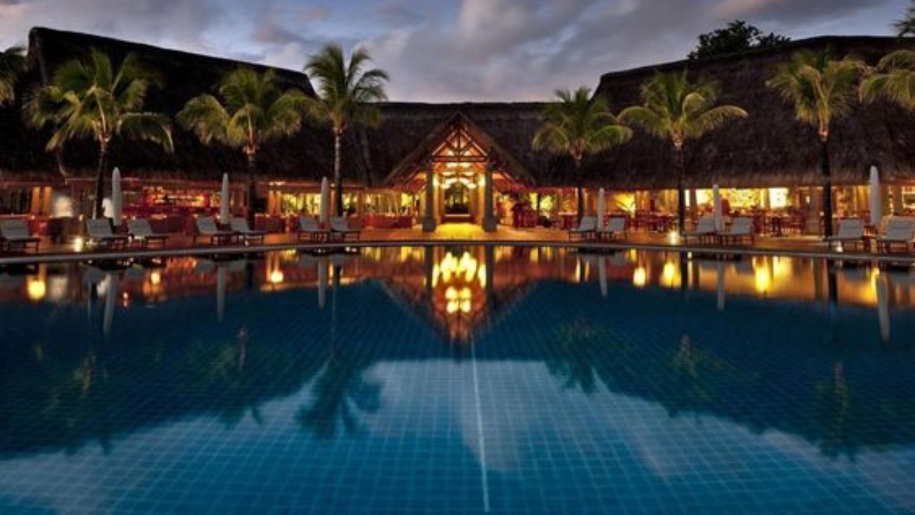 best resorts for a Mauritius honeymoon